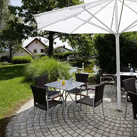 Naturkulturhotel Stumpf 호텔 4*