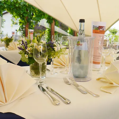 Naturkulturhotel Stumpf 호텔 4*