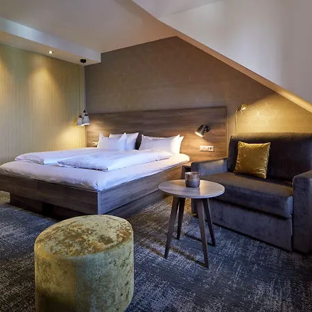 فندق Naturkulturhotel Stumpf 4*