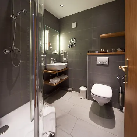 Naturkulturhotel Stumpf 호텔 4*